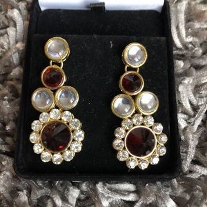 Red/clear stone & gold costume earrings